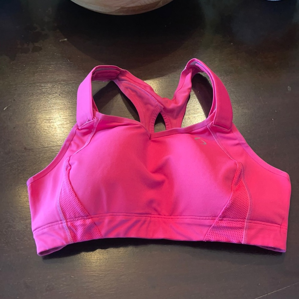 Sports bra